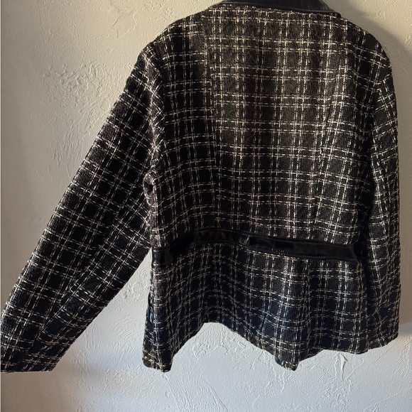 C. Wonder Black and White Checkered Blazer - Picture 6 of 6